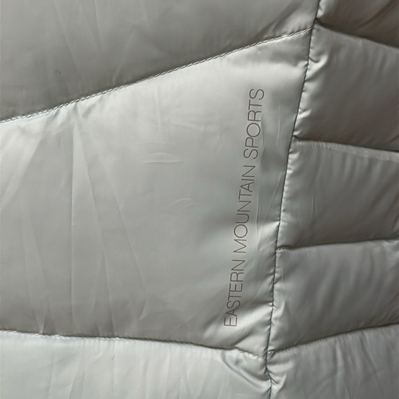 Eastern Mountain Sports Women’s Glacier Down Vest Cloud NWT Zipper Pockets Flaw - Picture 5 of 16